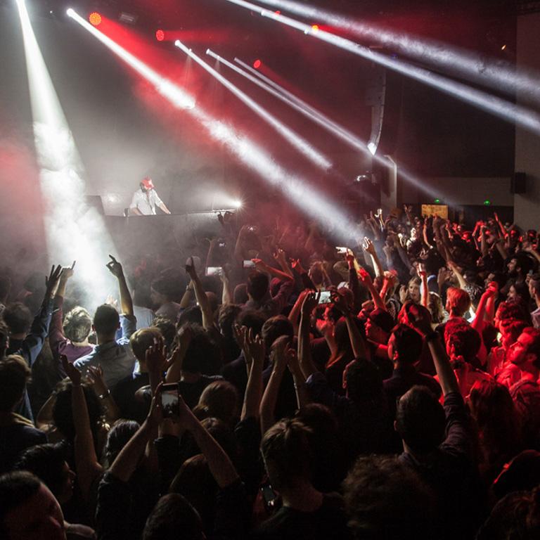 Spectacle Réveillon du Nouvel An au Club YOYO à Paris dimanche 31