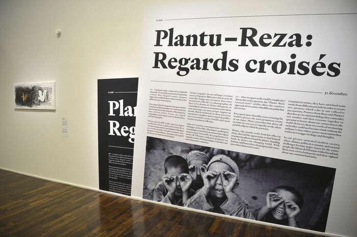 Visite De L'exposition Plantu / Reza : Regards Croisés à Paris